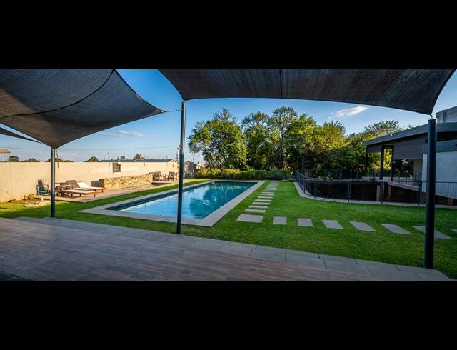 2 BEDROOM APARTMENT FOR SALE IN KYALAMI RIDGE
